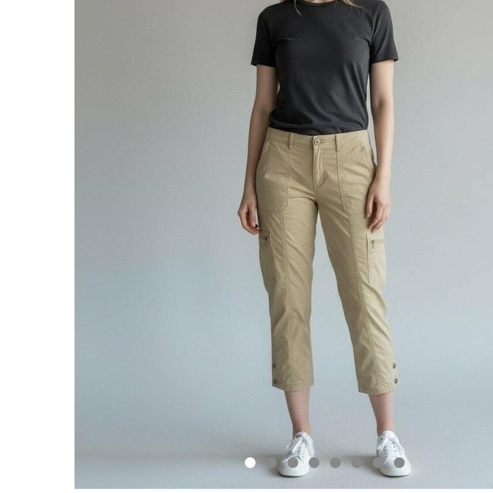Chicos Womens Size 1.5 Crop Cargo Pants Olive Green Stretch Cotton Mid Rise